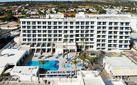 Melini Hotel Suites